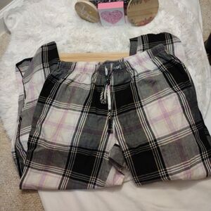 Secret Treasures Lightweight Plaid Pajama Pants Small